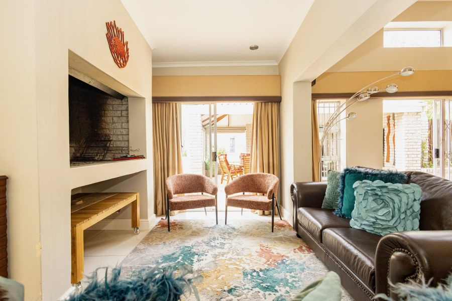 4 Bedroom Property for Sale in Sonstraal Heights Western Cape